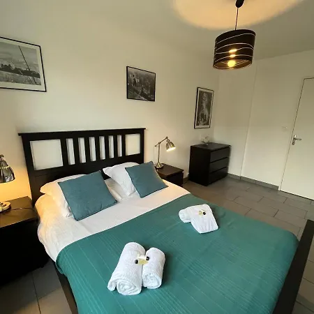 Men, Appt Une Chambre Proche Memorial De Appartement