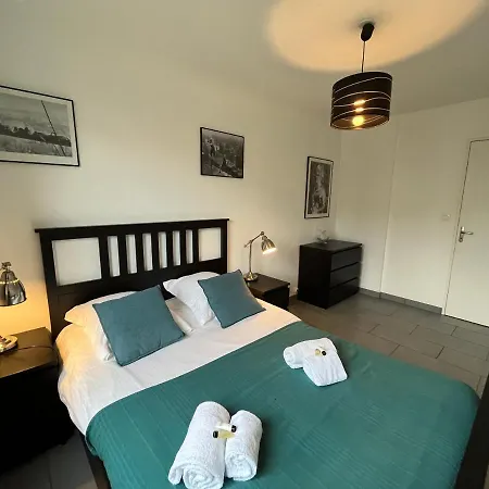 Appartement Men, Appt Une Chambre Proche Memorial De
